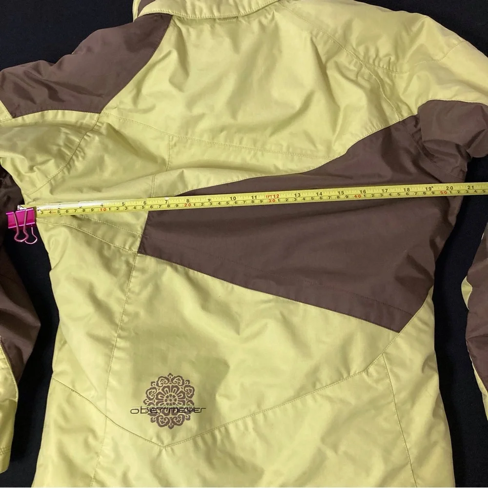 Girls Obermeyer Ski Snowboard Jacket Size 16 Juniors, Light green.